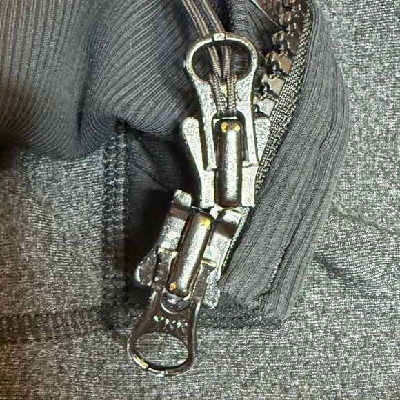 Lululemon Manifesto Gather Long Sleeve Hoodie Size 6 Black / Grey - Picture 6 of 10